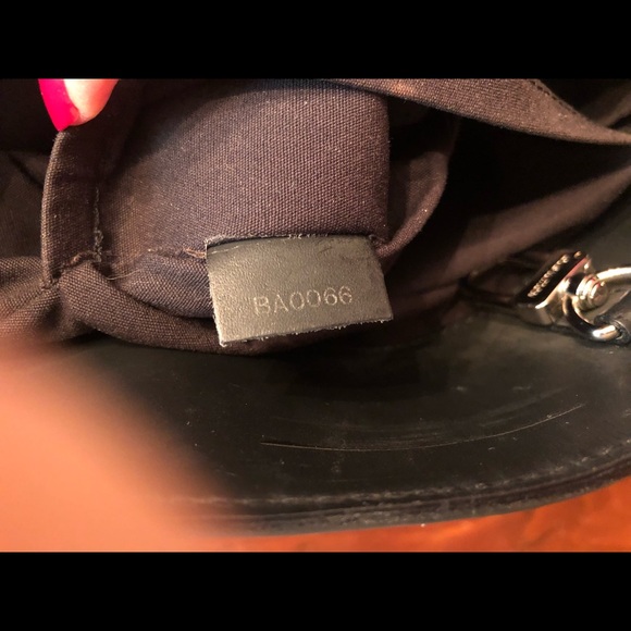 Louis Vuitton Authentic Passy PM Epi Leather Noir Black France - Picture 2 of 10